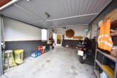 Garage 3 von 3 - DIETZ: 3 Wohnungen in 2 Häusern inklusive 3 Garagen, Innenhof und Garten in Schaafheim!