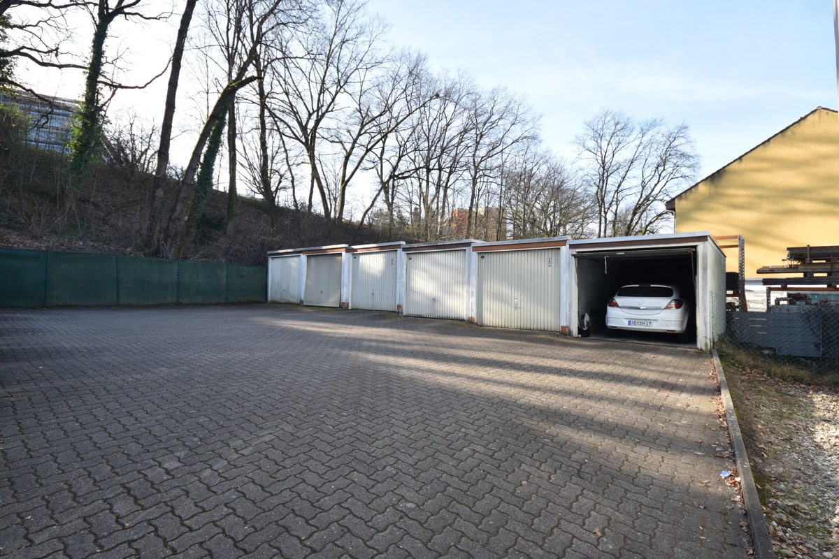 Optionale Garage