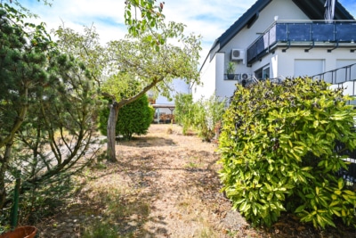 DIETZ: Top gepflegtes 2 Familienhaus mit Garten, Keller und Sauna – voll vermietet – in Weiterstadt - Garten (697950)