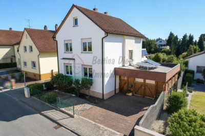DIETZ: Top gepflegtes 2 Familienhaus mit Garten, Keller und Sauna – voll vermietet – in Weiterstadt - Außenansicht (701344)