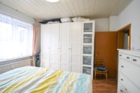 Schlafzimmer 1 von 2 OG