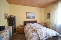 Schlafzimmer 1 von 2 EG