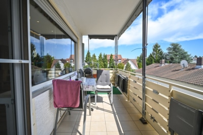 DIETZ: Top gepflegtes 2 Familienhaus mit Garten, Keller und Sauna – voll vermietet – in Weiterstadt - Balkon OG (697918)
