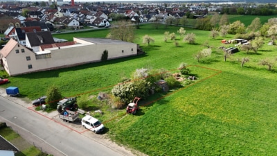 DIETZ: Feldrandlagen-Baugrundstück für 1-2 Familienhaus in Großostheim zu verkaufen! - Baugrundstück (697009)