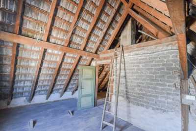 DIETZ: Modernisiertes Fachwerkhaus mit Nebengebäude – PV mit Speicher – in Schaafheim OT Mosbach! - Ausbaufähiges Dachgeschoss (697098)