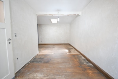 DIETZ: Modernisiertes Fachwerkhaus mit Nebengebäude – PV mit Speicher – in Schaafheim OT Mosbach! - Schlafzimmer 1 OG - teilbar (697084)