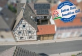 Außenansicht - DIETZ: Modernisiertes Fachwerkhaus mit Nebengebäude – PV mit Speicher – in Schaafheim OT Mosbach!