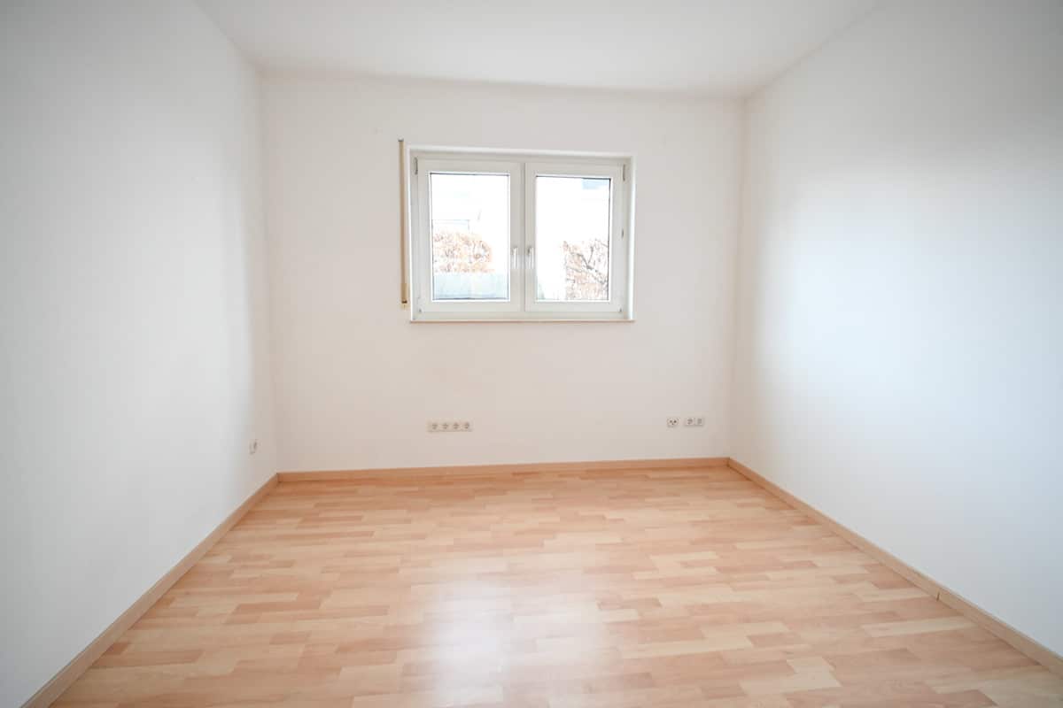 Schlafzimmer 2 von 2