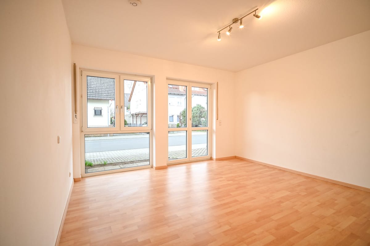 Schlafzimmer 1 von 2