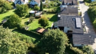 Luftbild - DIETZ: Eindrucksvolles 2-Familienhaus-Anwesen in attraktiven Wohnlage von Klein-Zimmern!