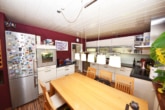 OG Küche inkl Einbauküche - DIETZ: Eindrucksvolles 2-Familienhaus-Anwesen in attraktiven Wohnlage von Klein-Zimmern!