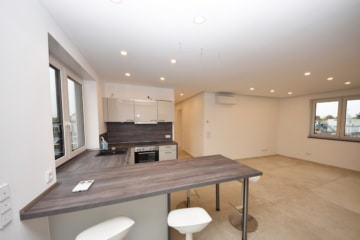 DIETZ: Gehobene 3-Zimmer Büro- Praxisfläche mit hochwertiger Einbauküche, Tageslichtbad, Kunden-WC! - Einbauküche inklusive (625153)