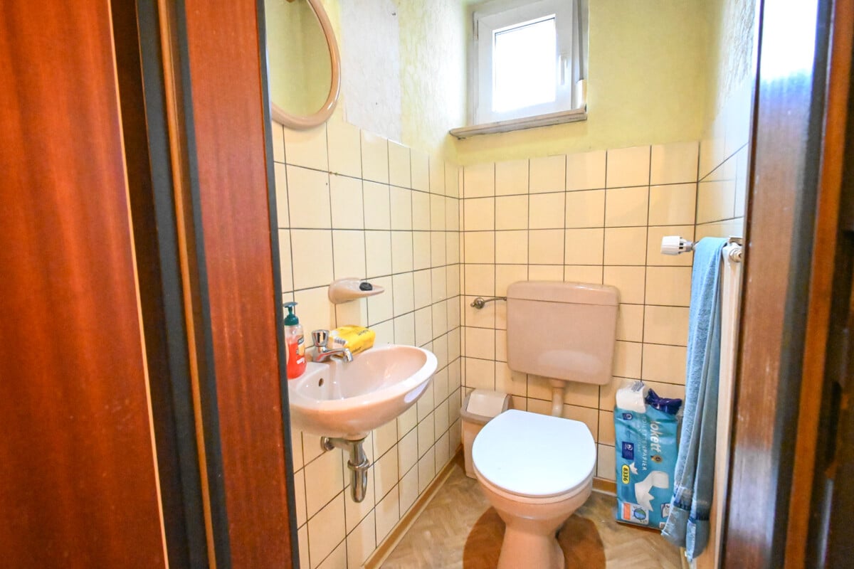 Gäste-WC EG