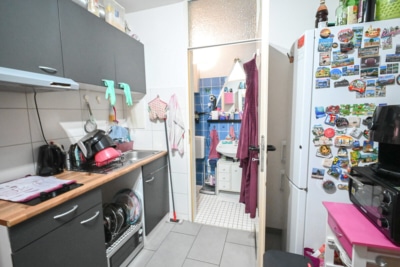 DIETZ: 2-Zimmer-Obergeschosswohnung in Rodgau Nieder-Roden – wenige Minuten vom Bahnhof entfernt! - Diele/Kochnische (697688)