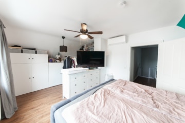 DIETZ: Bezahlbares modernisiertes EFH mit Garage – PV – Klima – Wärmepumpe in Kleestadt! - Schlafzimmer 1 von 2 (642981)