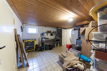 DIETZ: Bezahlbares modernisiertes EFH mit Garage – PV – Klima – Wärmepumpe in Kleestadt! - Werkstatt (642989)