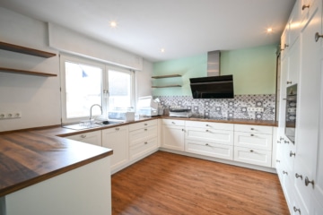 DIETZ: Bezahlbares modernisiertes EFH mit Garage – PV – Klima – Wärmepumpe in Kleestadt! - Küche EG (659629)