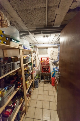 DIETZ: Bezahlbares modernisiertes EFH mit Garage – PV – Klima – Wärmepumpe in Kleestadt! - Vorratsraum (642988)