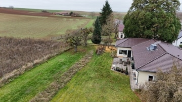 DIETZ: Bungalowimmobilie mit viel Wiesenfläche in einer herrlichen Feldrandlage von Otzberg! - Luftbild (660696)