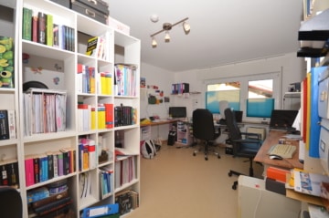 DIETZ: Bungalowimmobilie mit viel Wiesenfläche in einer herrlichen Feldrandlage von Otzberg! - Schlafzimmer 3 von 4 (660705)