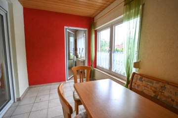 Gut geschnittenes 2-Familienhaus mit Garage, Carport, Garten und Keller! - Esszimmer OG (638335)