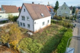 Garten - Gut geschnittenes 2-Familienhaus mit Garage, Carport, Garten und Keller!