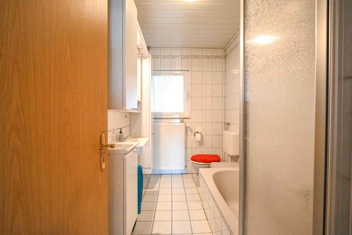 Badezimmer EG