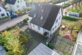 Außenansicht - Gut geschnittenes 2-Familienhaus mit Garage, Carport, Garten und Keller!
