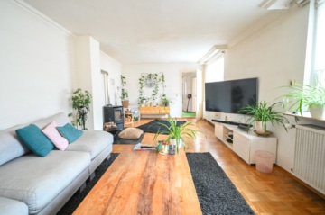 Einfamilienhaus mit Terrasse und Hofbereich in Großostheim! - Wohnzimmer OG (641978)