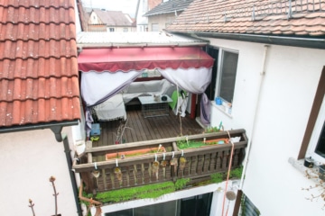 Einfamilienhaus mit Terrasse und Hofbereich in Großostheim! - Balkon (641962)