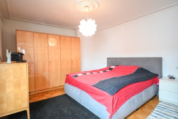 Einfamilienhaus mit Terrasse und Hofbereich in Großostheim! - Schlafzimmer 3 von 3 OG (641984)