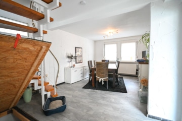 Einfamilienhaus mit Terrasse und Hofbereich in Großostheim! - Esszimmer EG (641966)