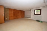 Keller 1 von 2 - DIETZ: Modernisierte 3-Zimmer-Dachgeschosswohnung mit moderner Einbauküche und Balkon!