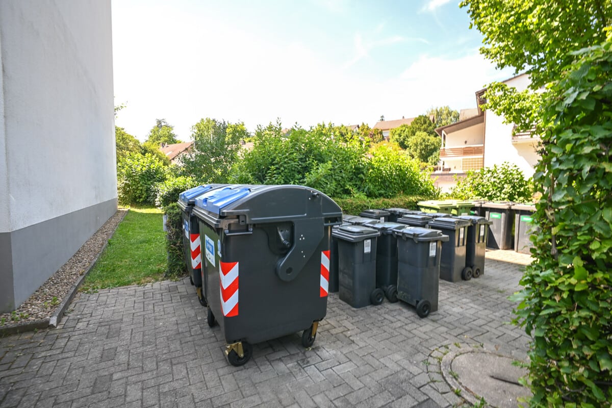 Mülltonnenstellplatz