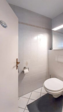 DIETZ: 1-2 Familienhaus in Urberach – modernisiert! - Gäste-WC EG (672246)