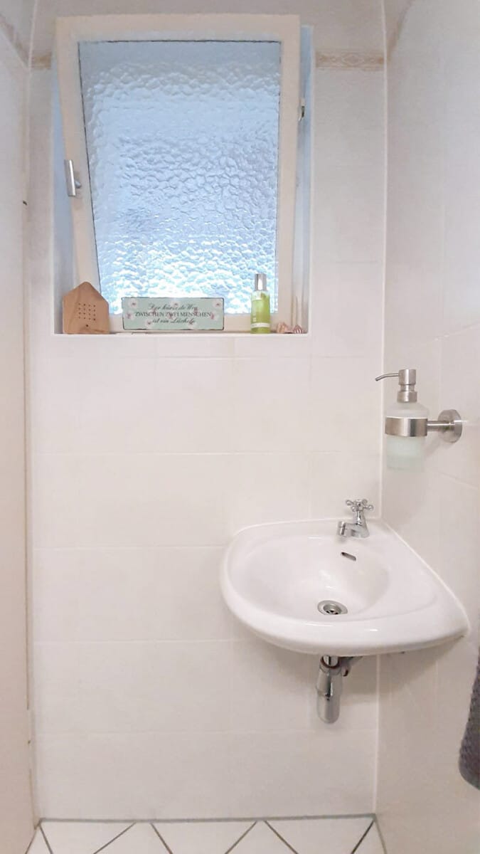 Gäste-WC EG