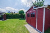 Gartenhaus - Neuwertiges Einfamilienhaus mit TOP-Ausstattung! Garage, gepflegter Garten in Hergershausen!