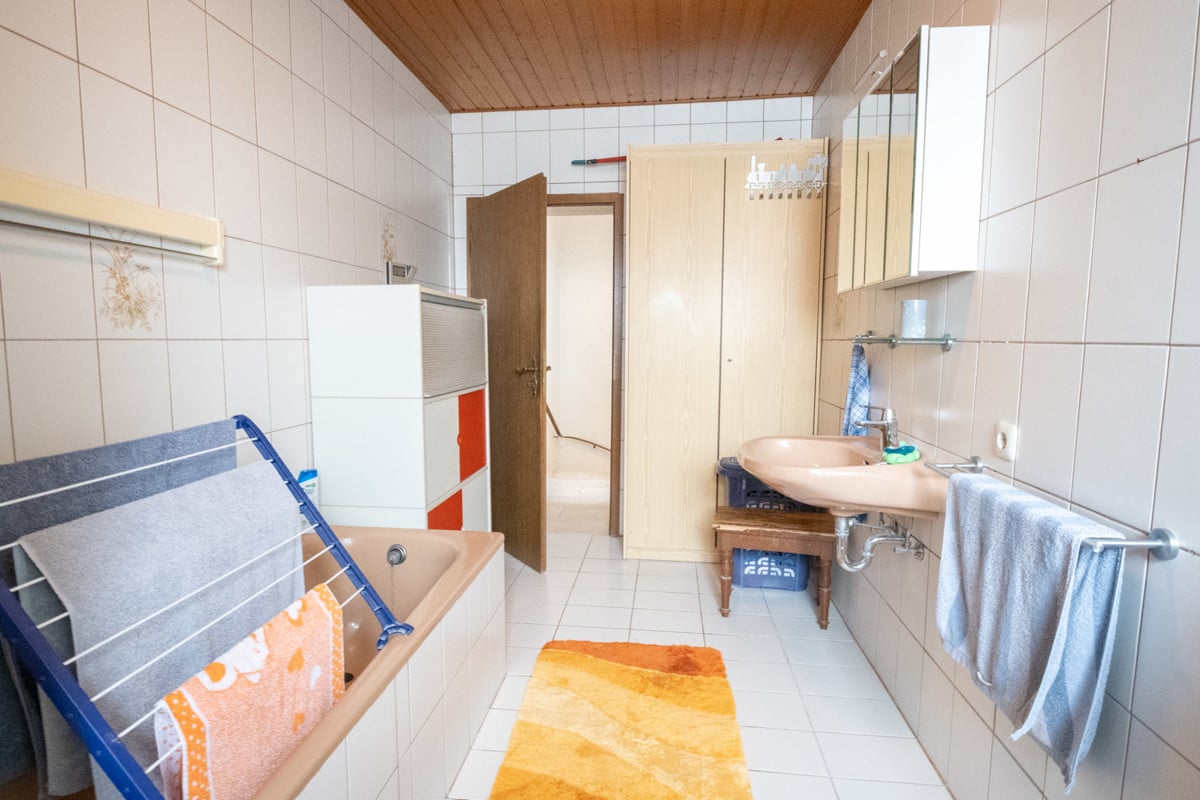 Tageslichtbadezimmer OG