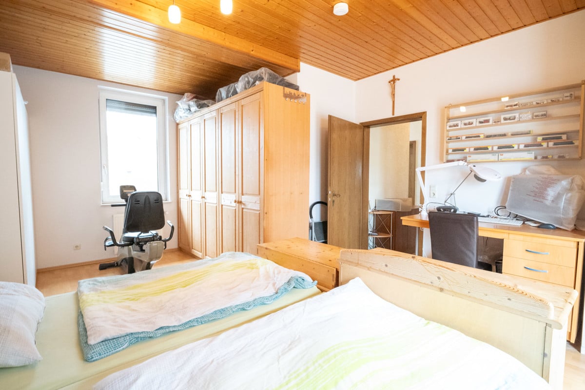 Schlafzimmer 3 OG