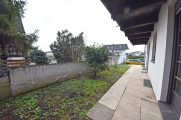 DIETZ: Modernisierte 2-Zimmer Eigentumswohnung in beliebter Wohnlage von Eppertshausen zu verkaufen! - Terrassenwohnung (651354)