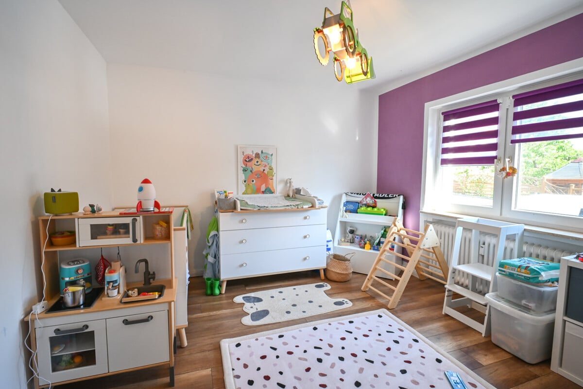 Schlafzimmer 2 von 3