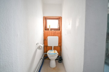 DIETZ: Großzügige Gewerbefläche für Büro, Praxis, Laden (in der Fußgängerzone) - Duschbad mit WC OG (638865)