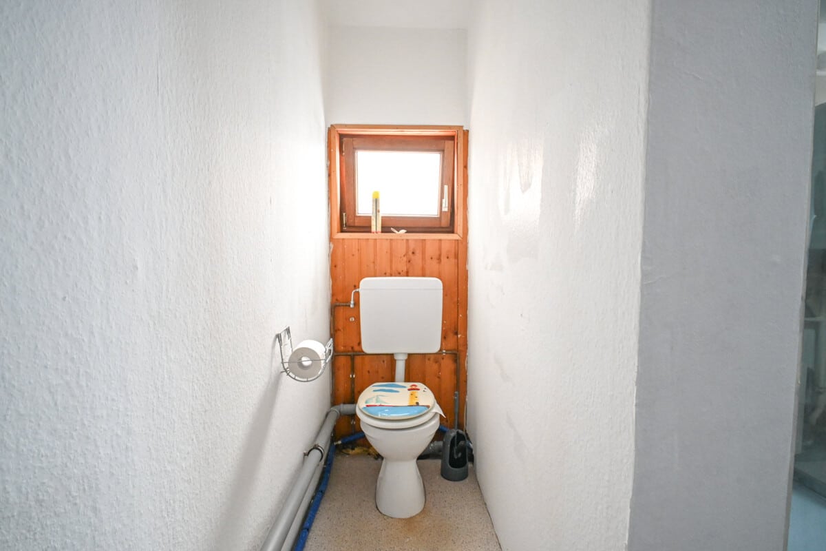 Duschbad mit WC OG