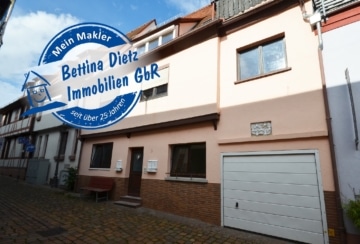 DIETZ: 22200,- Euro Jahresnettomieteinnahmen – 3-Familienhaus in zentraler Lage von Obernburg!, 63785 Obernburg, Mehrfamilienhaus