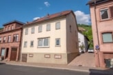 Außenansicht - DIETZ: Neu saniertes 2 bis 3 Familienhaus mit viel Platz für alle Generationen!