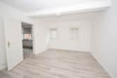 EG Schlafzimmer - DIETZ: Neu saniertes 2 bis 3 Familienhaus mit viel Platz für alle Generationen!