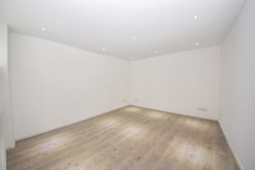 DIETZ: Provisionsfrei Barrierefreies Ladengeschäft, Lagerfläche oder Büro Fußgängerzone Babenhausen! - Büro 1 von 2 (663551)