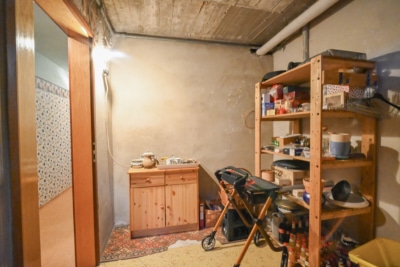 DIETZ: Gepflegter Bungalow mit Garten, Garage und Keller in herrlicher Lage von Wiebelsbach! - Abstellkammer KG (700294)