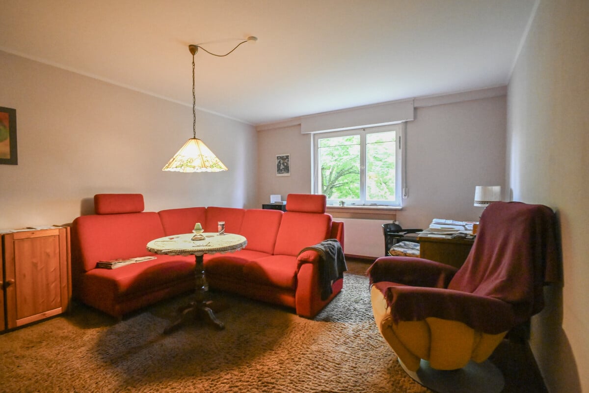 Wohnzimmer KG