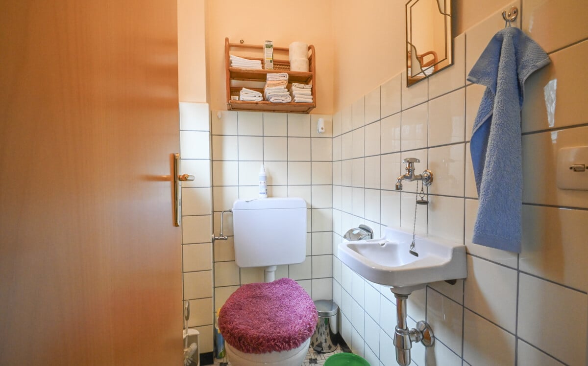 Gäste-WC EG